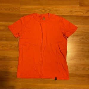 GOLDTOE orange t-shirt medium